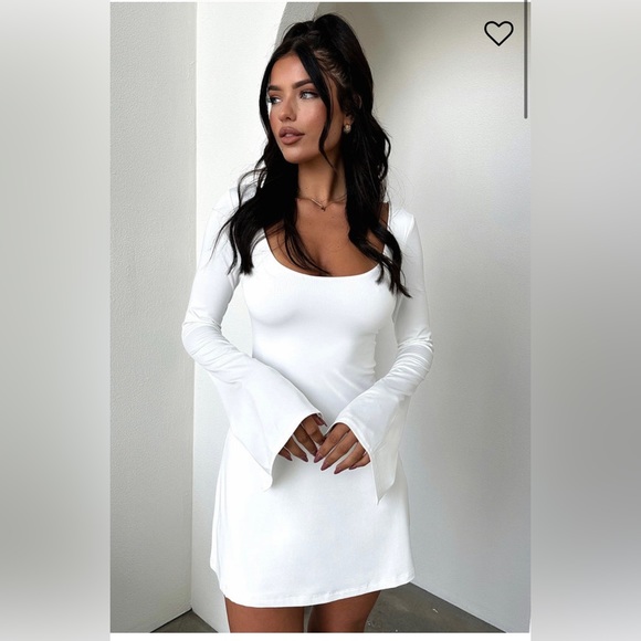 White Mini Dress with Bell sleeves - Picture 1 of 2